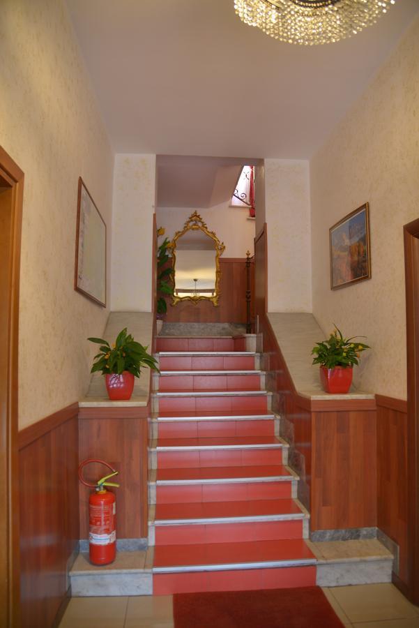 Albergo Panorama Фраскаті Екстер'єр фото